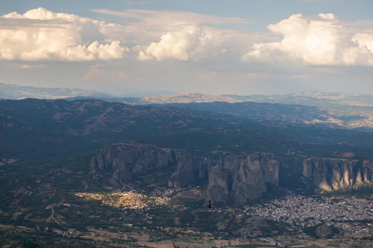 Majestic View Home Just Under Meteora Unesco Site Kalampáka Dış mekan fotoğraf